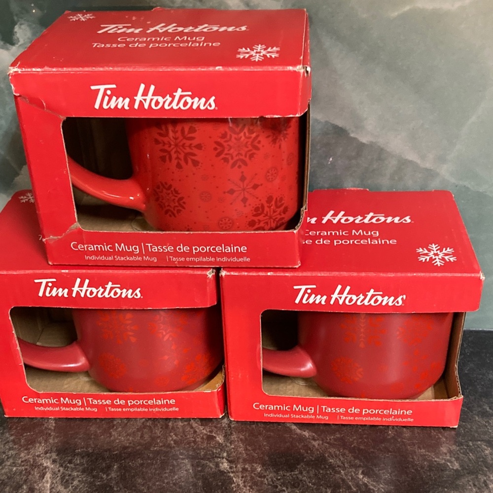 SOLD⭐️Christmas Tim Hortons Red Ceramic Mug - Picture 5 of 5
